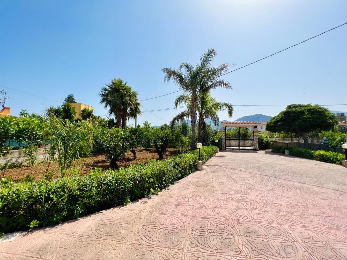 Villa Genova Carini Exteriér fotografie